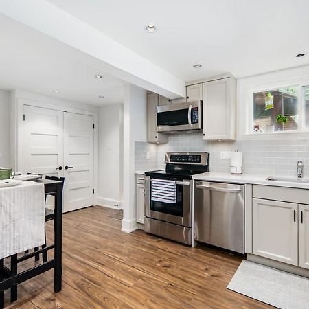 Gorgeous 4 Bedroom Garden Level Suite At Vancouver West & Ubc Esterno foto