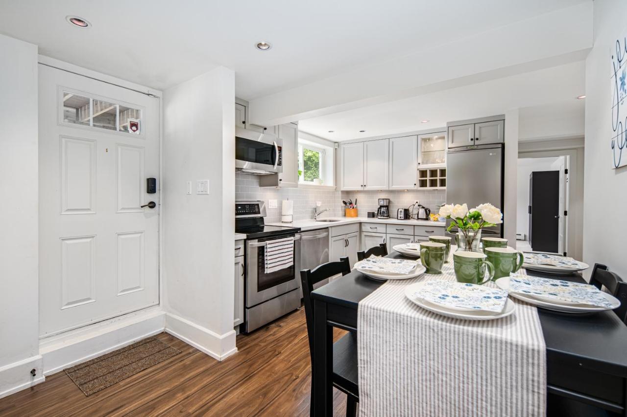 Gorgeous 4 Bedroom Garden Level Suite At Vancouver West & Ubc Esterno foto